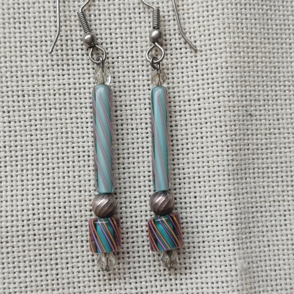 HP!🎉❤️🤩Vintage, 80s- Made in Italy glass earrings - Picture 2 of 4